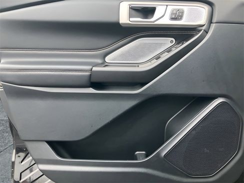 Used 2020 Ford Explorer ST w/ Premium Technology Package image 45