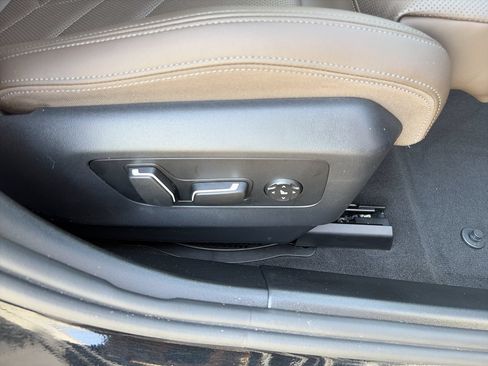 Used 2026 BMW 530i RWD image 38
