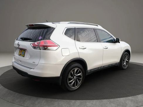 Used 2015 Nissan Rogue SL image 5