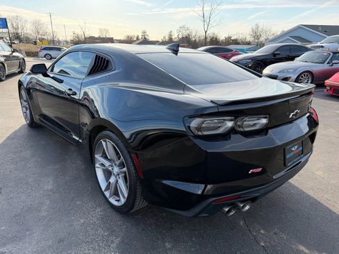 Used 2021 Chevrolet Camaro LT w/ RS Package RWD image 5