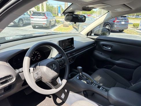 Certified 2024 Honda HR-V LX image 20