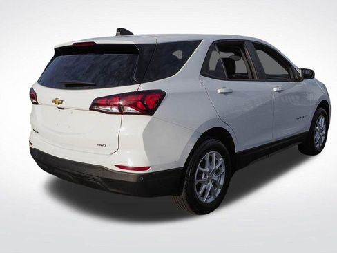 Certified 2024 Chevrolet Equinox LS w/ LS Convenience Package AWD/4WD image 6