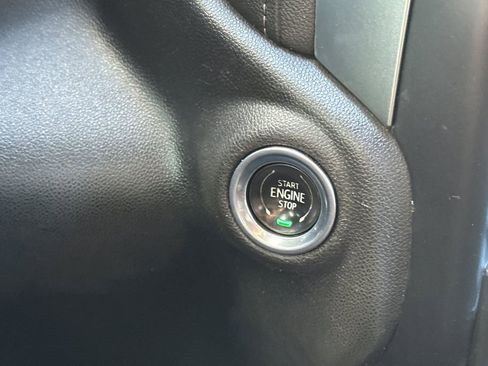 Used 2020 Chevrolet Silverado 2500 LTZ AWD/4WD image 23