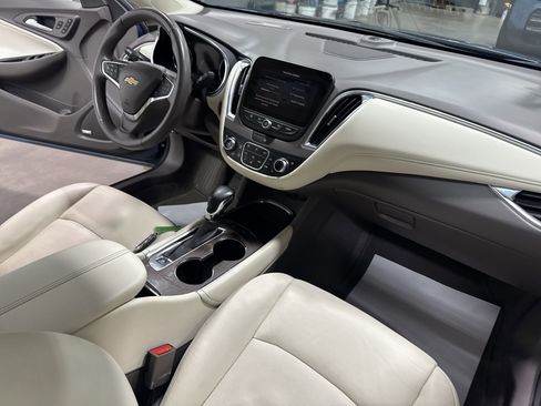 Used 2024 Chevrolet Malibu LT image 39