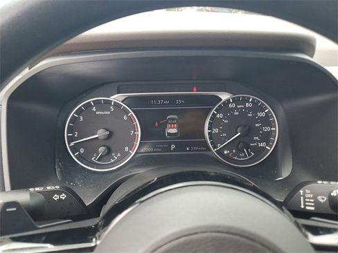 Used 2023 Nissan Rogue SV image 25
