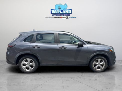 Used 2023 Honda HR-V LX image 7
