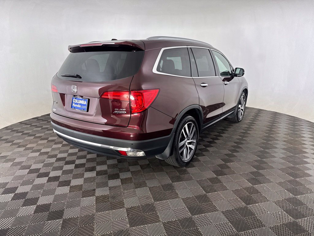 Used 2017 Honda Pilot Elite image 12