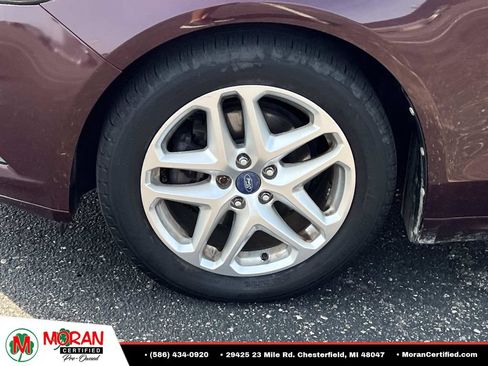 Used 2013 Ford Fusion SE FWD image 9