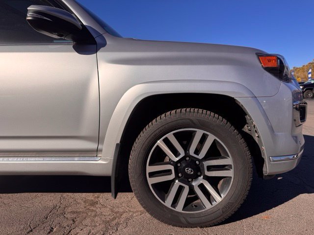 Used 2022 Toyota 4Runner Limited AWD/4WD image 11