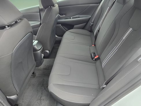 New 2026 Hyundai Elantra Hybrid FWD image 15