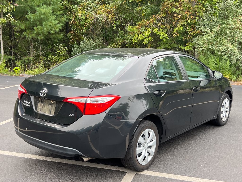 Used 2016 Toyota Corolla LE FWD image 31