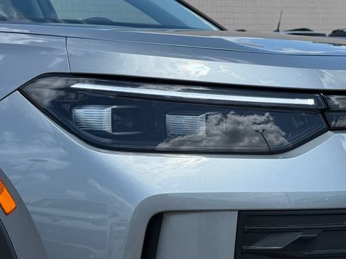 Used 2025 Volkswagen Tiguan S FWD image 3