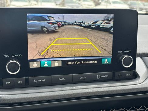 Used 2024 Honda Accord EX image 19