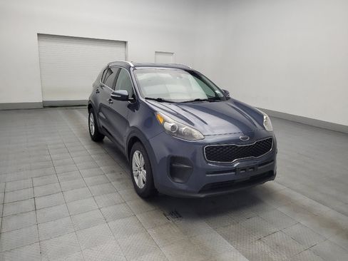 Used 2018 Kia Sportage LX w/ LX Technology Package image 13