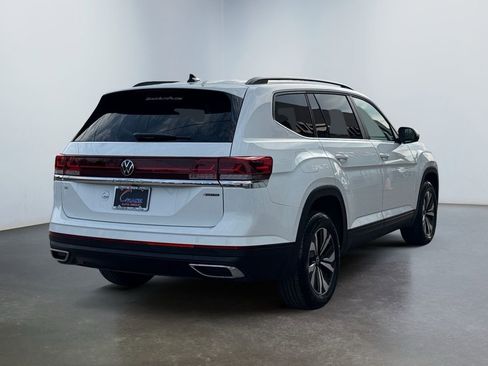 Used 2024 Volkswagen Atlas SE image 5