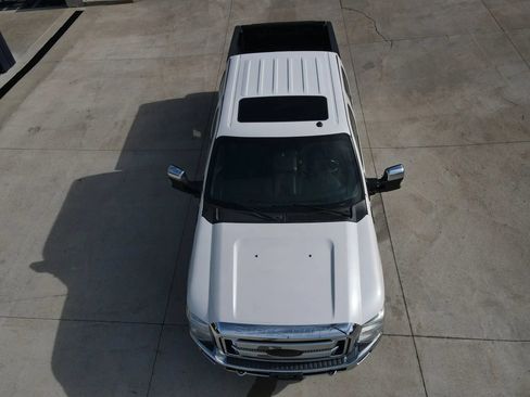 Used 2016 Ford F250 Lariat w/ Lariat Ultimate Package AWD/4WD image 53