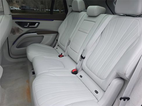 Certified 2023 Mercedes-Benz EQS 580 4MATIC SUV image 14