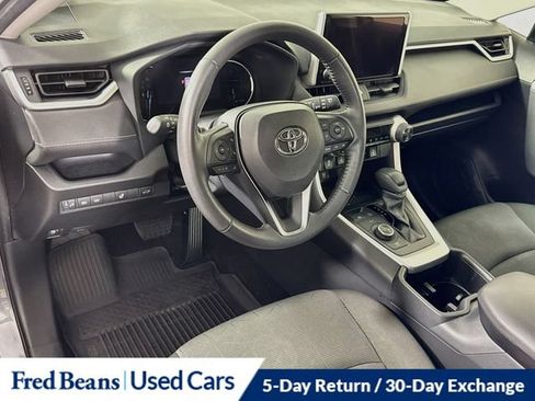 Used 2024 Toyota RAV4 XLE w/ Convenience Package AWD/4WD image 13