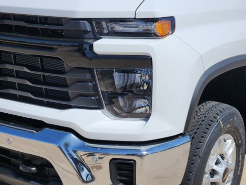 New 2026 Chevrolet Silverado 2500 W/T w/ WT/CX Safety Package image 17