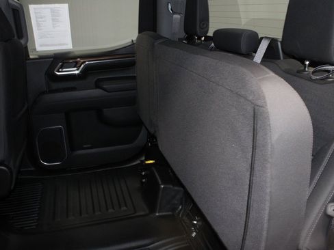 Used 2024 Chevrolet Silverado 1500 LT image 22