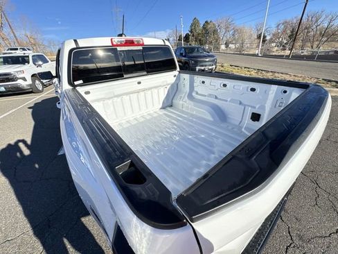 Used 2025 Chevrolet Colorado Z71 w/ Technology Package image 23