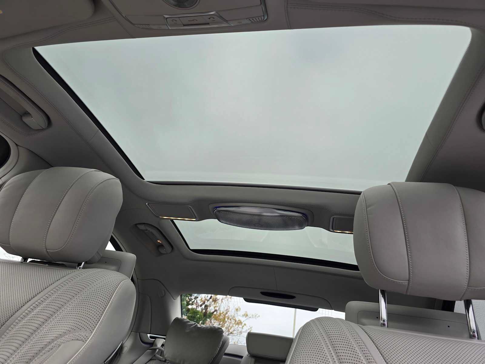 Used 2015 Mercedes-Benz S 65 AMG Sedan image 26