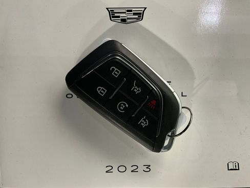 Used 2023 Cadillac Escalade ESV Premium Luxury Platinum w/ LPO, Radiant Package image 13