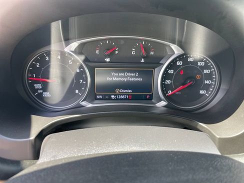 Used 2020 GMC Terrain SLT w/ Preferred Package AWD/4WD image 17