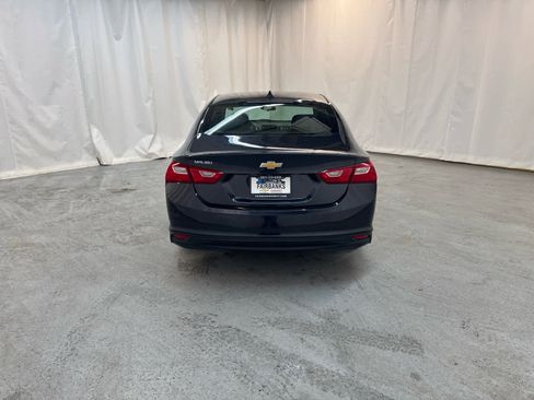 Certified 2022 Chevrolet Malibu LS image 4