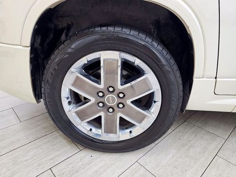 Used 2012 GMC Acadia Denali FWD image 41