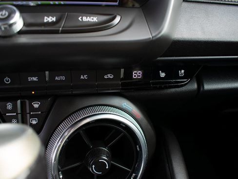 Used 2016 Chevrolet Camaro LT image 23