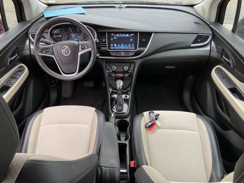 Used 2018 Buick Encore Preferred image 45