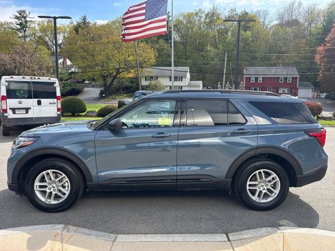 New 2026 Ford Explorer Active AWD/4WD image 6