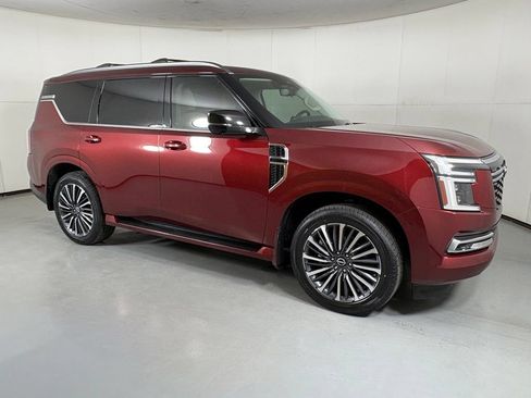 Used 2025 Nissan Armada Platinum Reserve AWD/4WD image 9