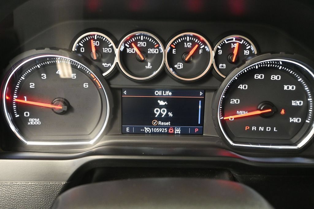 Used 2022 Chevrolet Silverado 2500 LT AWD/4WD image 23