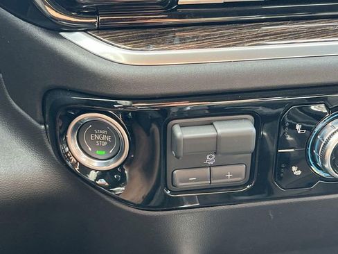 New 2026 GMC Sierra 1500 Elevation image 20