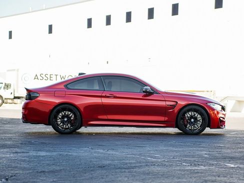 Used 2017 BMW M4 Coupe image 4