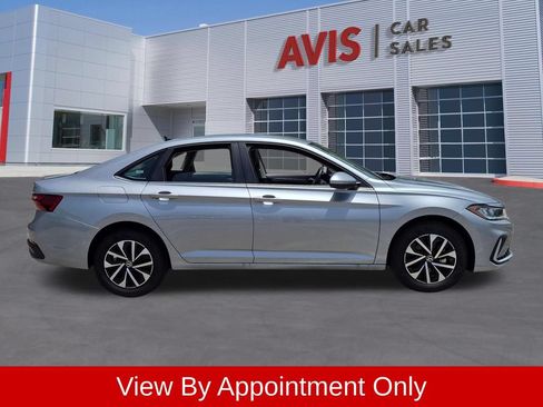 Used 2025 Volkswagen Jetta S FWD image 5