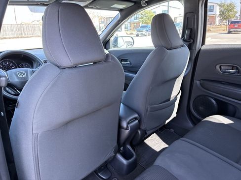 Certified 2022 Honda HR-V Sport image 19