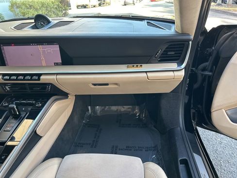 Used 2021 Porsche 911 Targa 4S Heritage Design image 29