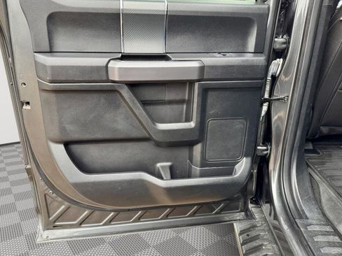 Used 2020 Ford F150 XLT w/ Equipment Group 302A Luxury AWD/4WD image 31