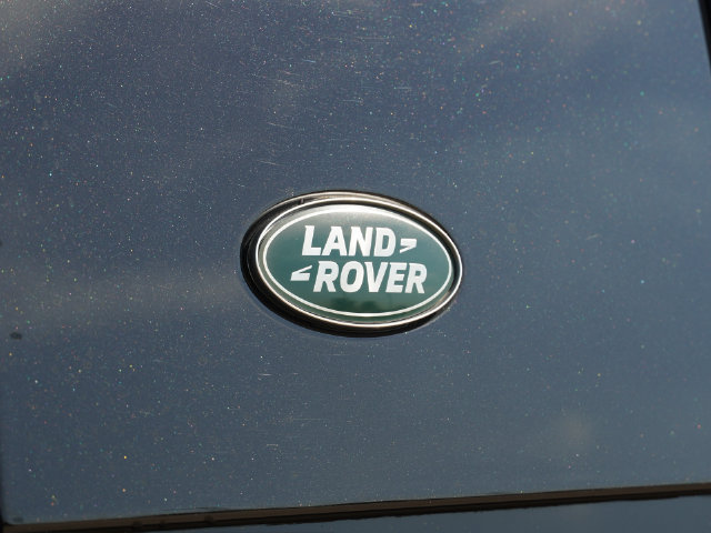 Used 2023 Land Rover Defender 110 Carpathian Edition AWD/4WD image 17