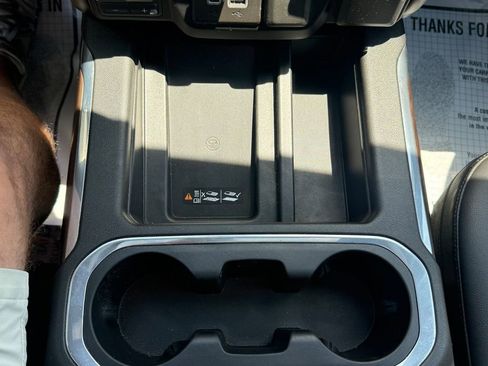 Used 2021 GMC Sierra 1500 SLT w/ SLT Convenience Package AWD/4WD image 36