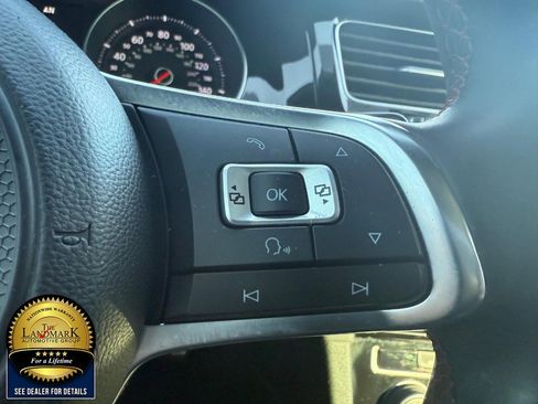 Used 2018 Volkswagen GTI SE w/ SE Leather Package image 11