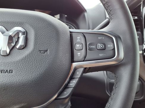 Used 2025 RAM 2500 Big Horn AWD/4WD image 10