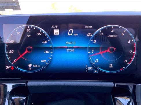 Used 2023 Mercedes-Benz GLA 250 4MATIC image 26