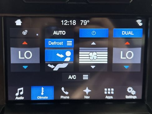 Used 2016 Ford F150 Lariat w/ Equipment Group 502A Luxury AWD/4WD image 34