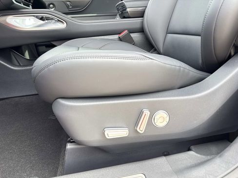 New 2026 Lincoln Nautilus Premier w/ Equipment Group 102A image 20