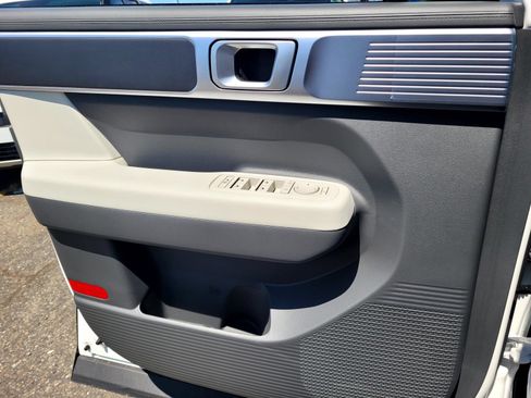 New 2026 Hyundai Santa Fe SE FWD image 16