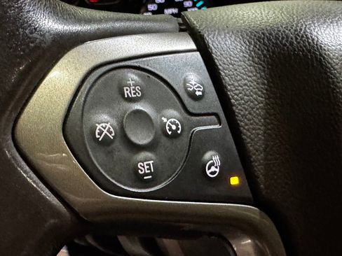 Used 2016 Chevrolet Silverado 2500 High Country w/ Duramax Plus Package image 38